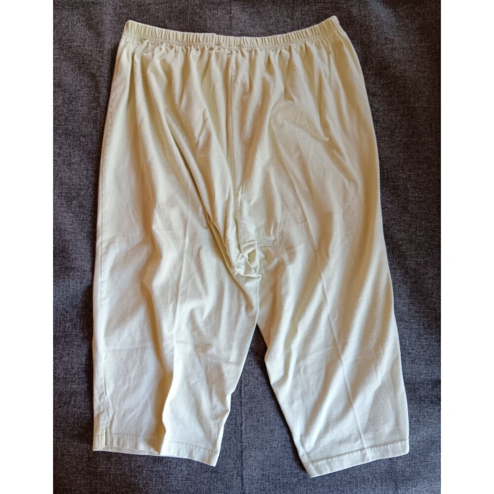 Pants 2XL Womans Light Melon Green Casual Yoga Capris Butterfly Elastic Waist - Picture 2 of 8